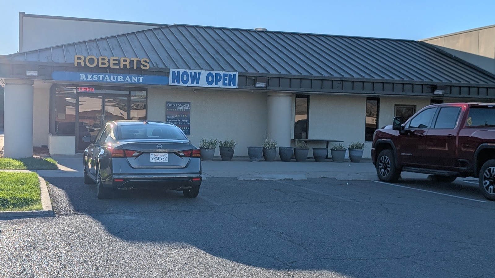 Roberts Restaurant