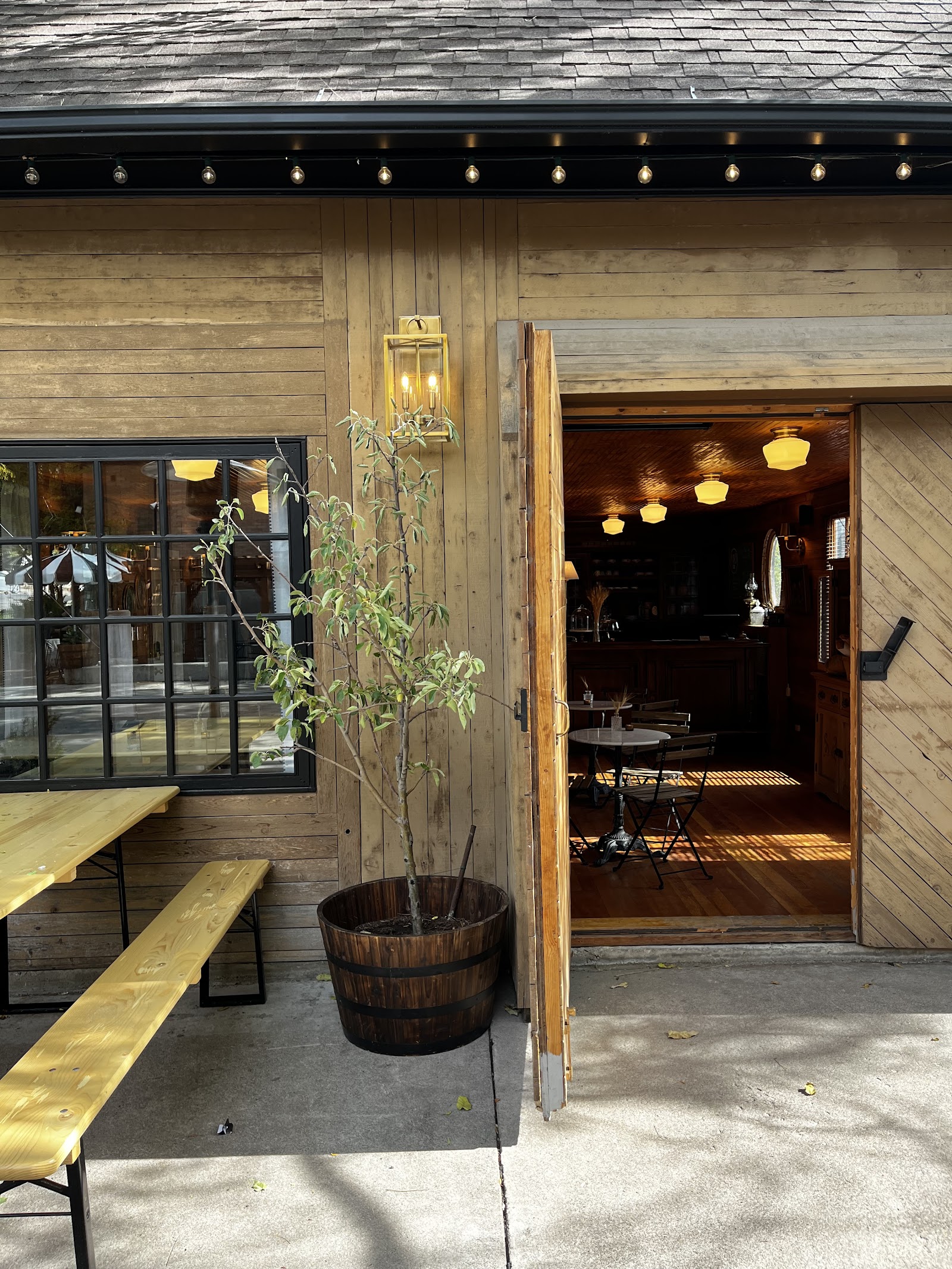 Café 140B